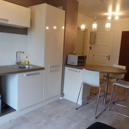تور Appartement Au Calme, Avec Parc Prive, 50M Du Tram المظهر الخارجي الصورة